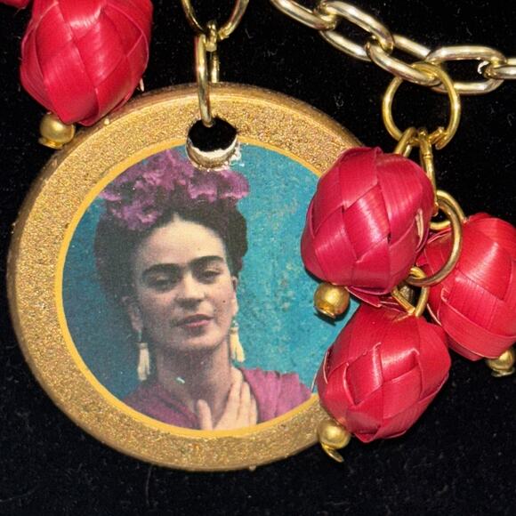 Long Frida Kahlo Goldtone Red Beaded Reversible Necklace Handmade Artisan New - Picture 3 of 3